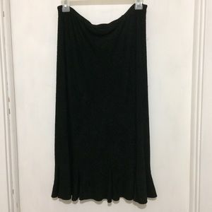 Lifestyle Studios womans M black pull on midiskirt